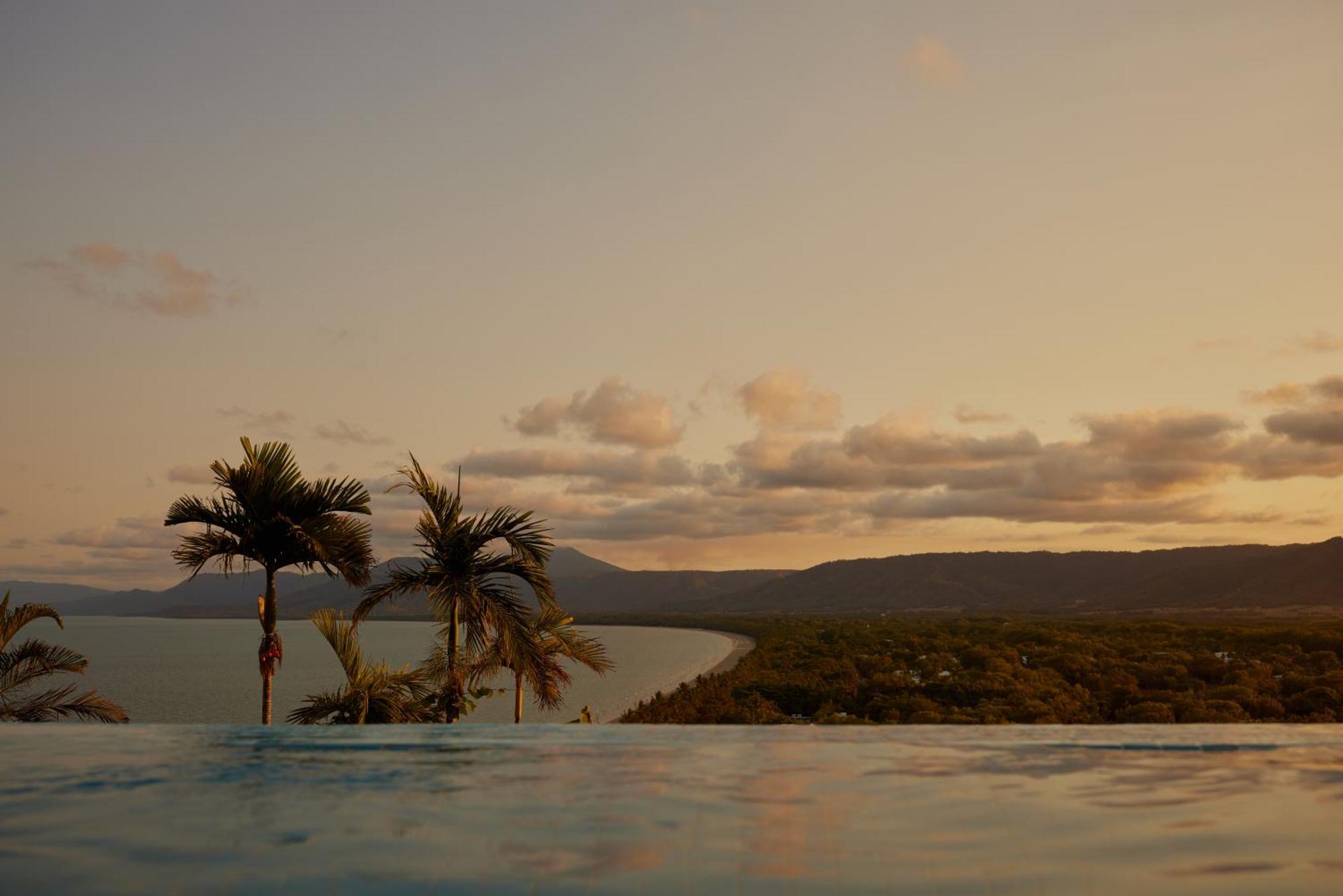 Вилла 'The Edge' Unique Luxury Experience Порт Дуглас Экстерьер фото